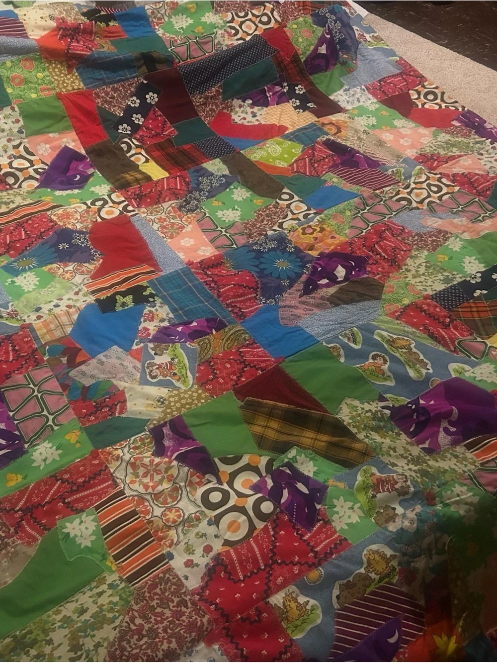 Vintage Patchwork Quilted Bedspread - Multicolor